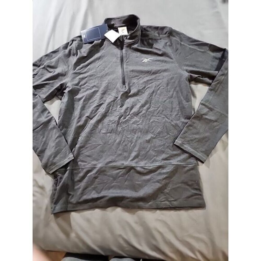 NWT Reebok Women's Size Med Pullover Sweater Gray Long Sleeve Polyester 1/4 Zip
